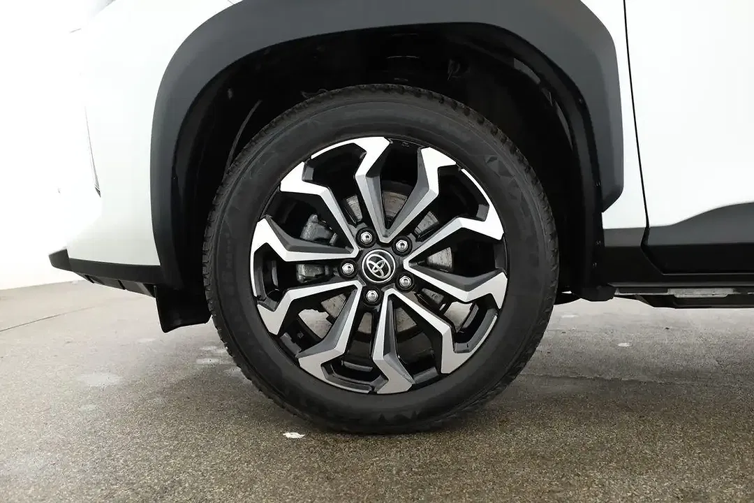 Toyota Yaris Cross - Thumbnail 7