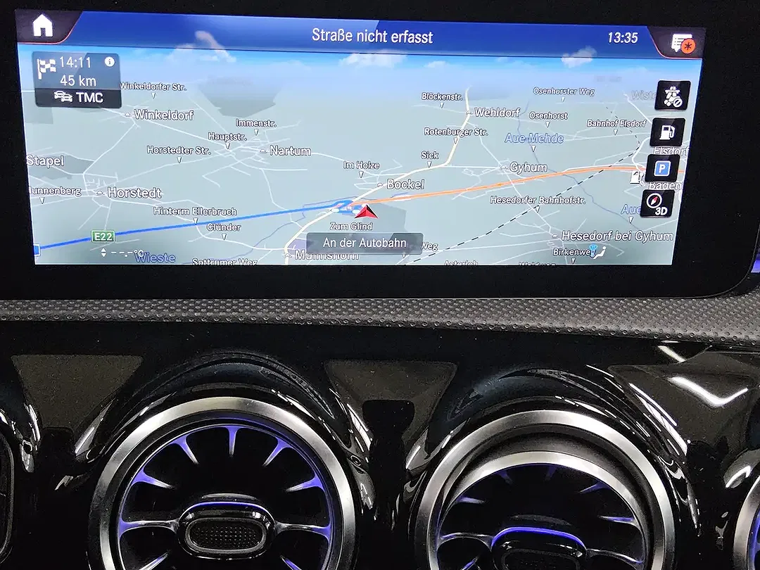 Mercedes-Benz A 250 - Thumbnail 4
