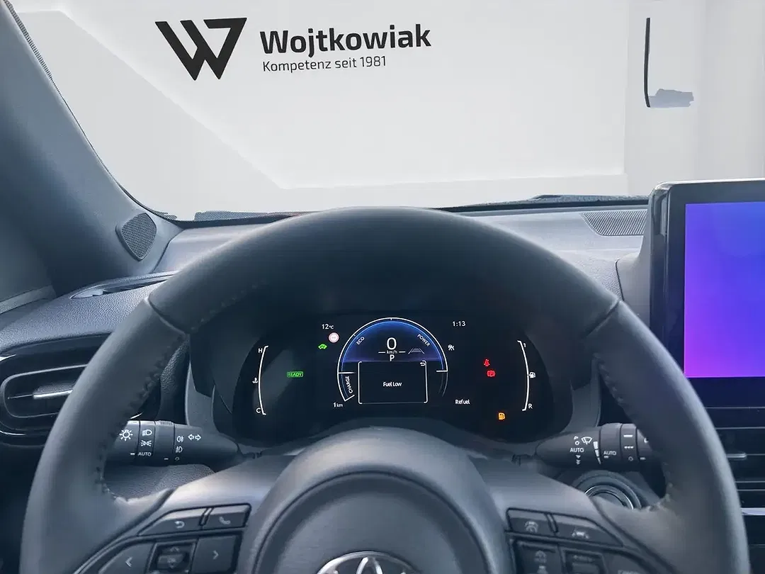 Toyota Yaris Cross - Thumbnail 12
