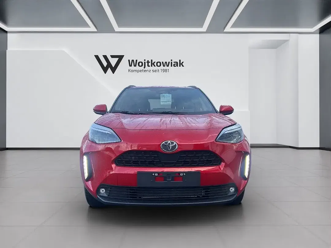 Toyota Yaris Cross - Thumbnail 4