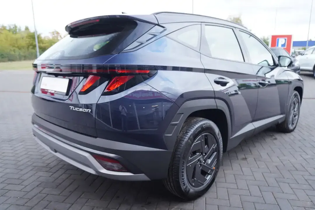 Hyundai TUCSON - Thumbnail 3