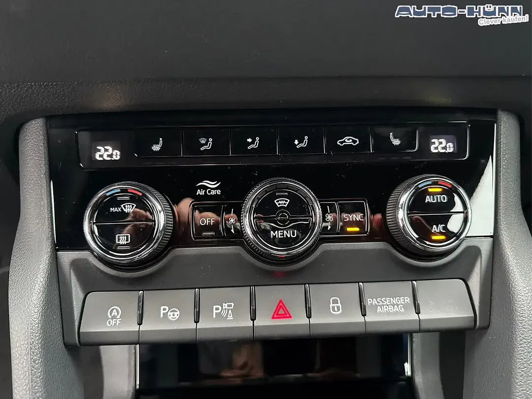 Skoda Karoq - Thumbnail 9