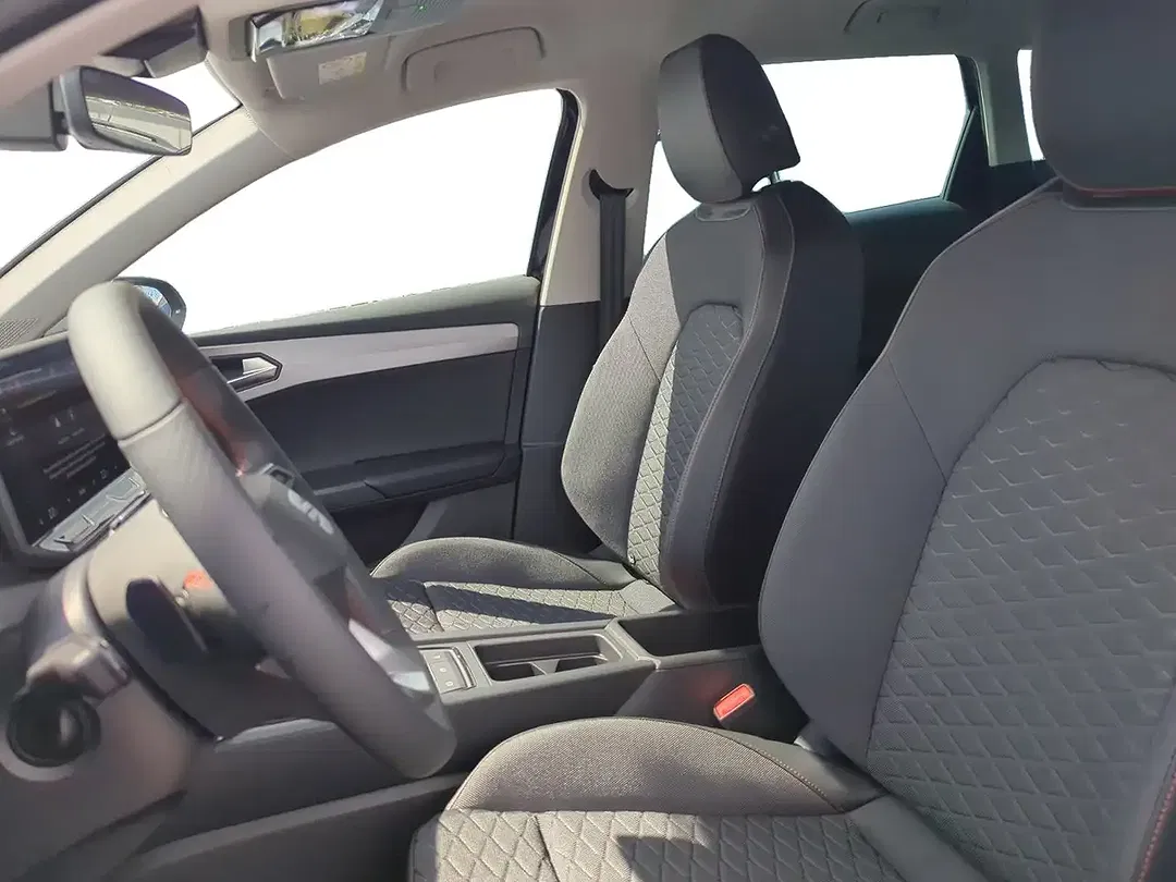 SEAT Leon - Thumbnail 8