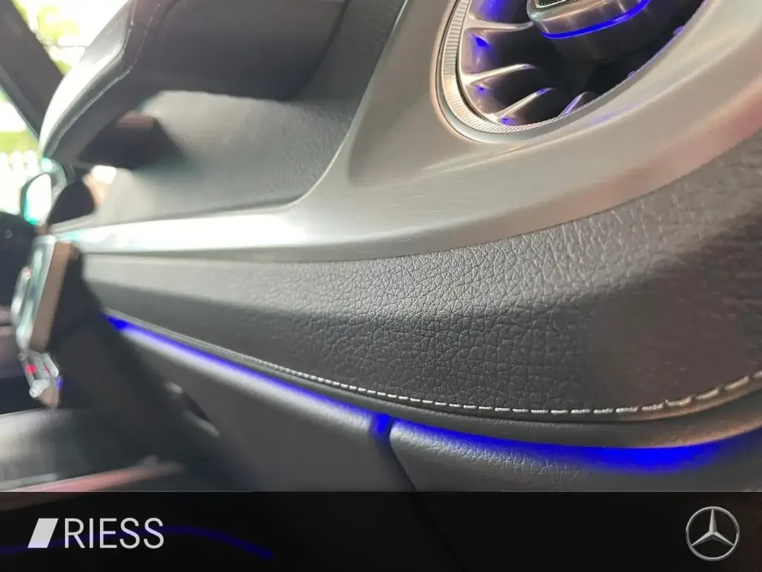 Mercedes-Benz G 450 - Thumbnail 11