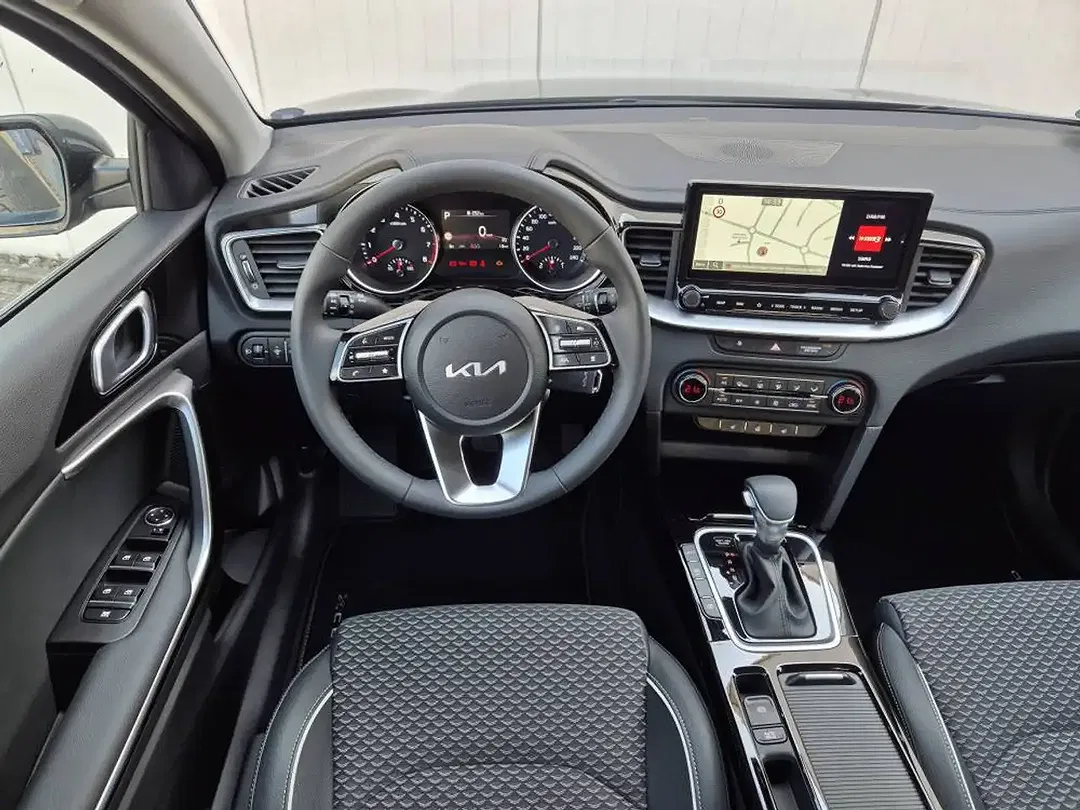 Kia XCeed - Thumbnail 8