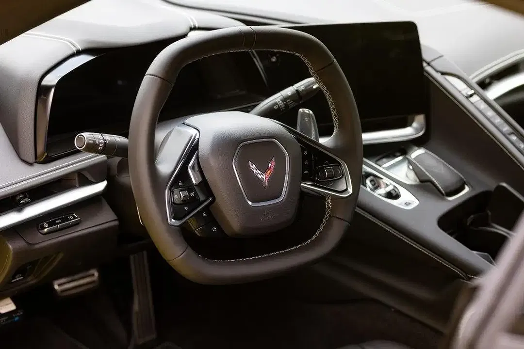 Corvette C8 - Thumbnail 5