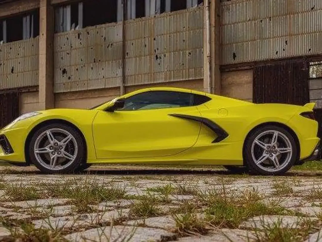 Corvette C8 - Thumbnail 9