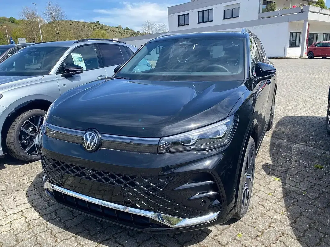 Volkswagen Tiguan - Thumbnail 14