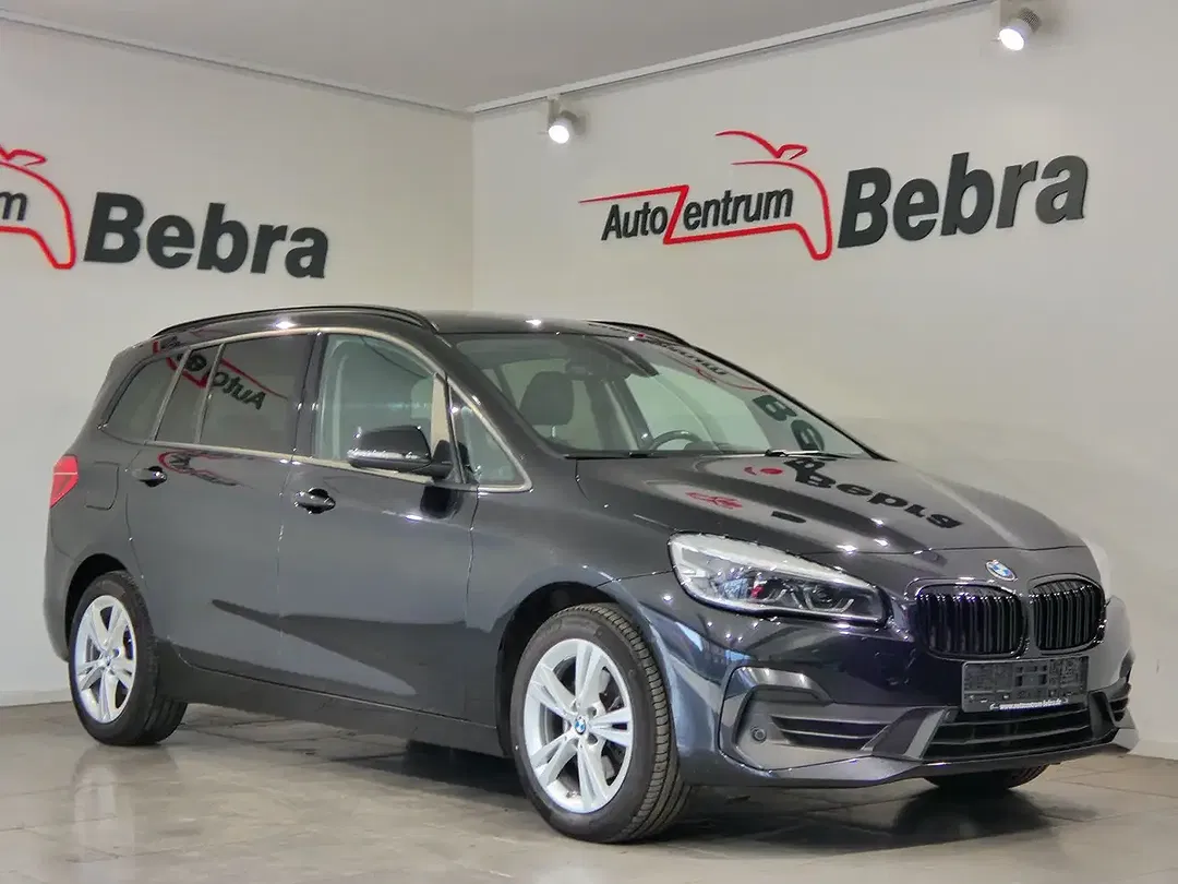 BMW 218 - Thumbnail 3