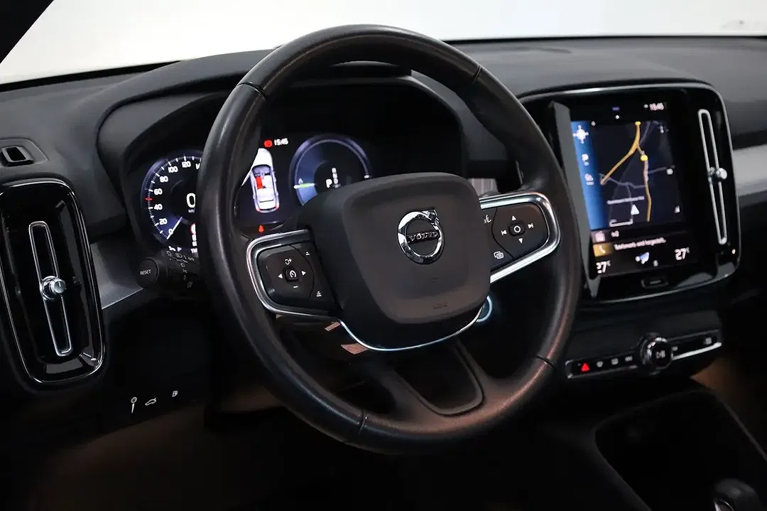 Volvo XC40 - Thumbnail 10