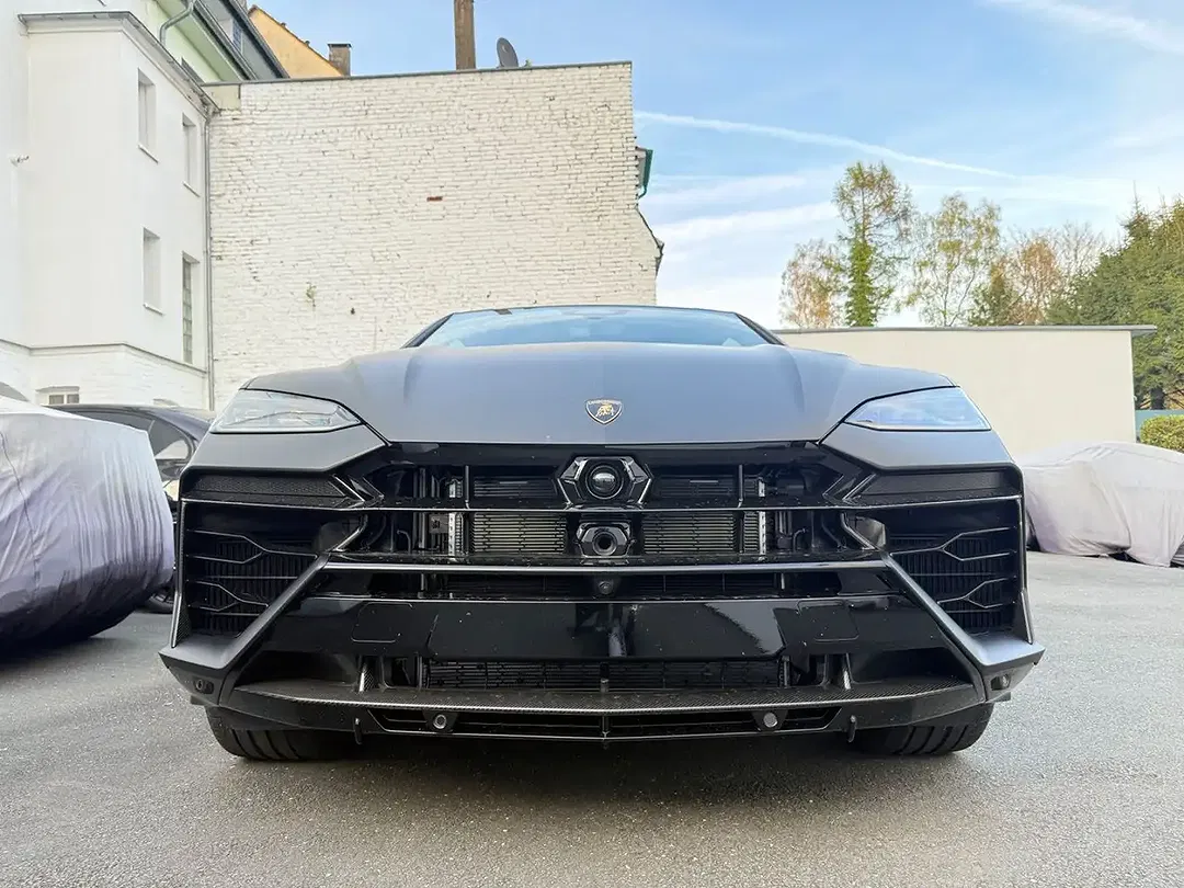 Lamborghini Urus - Thumbnail 13