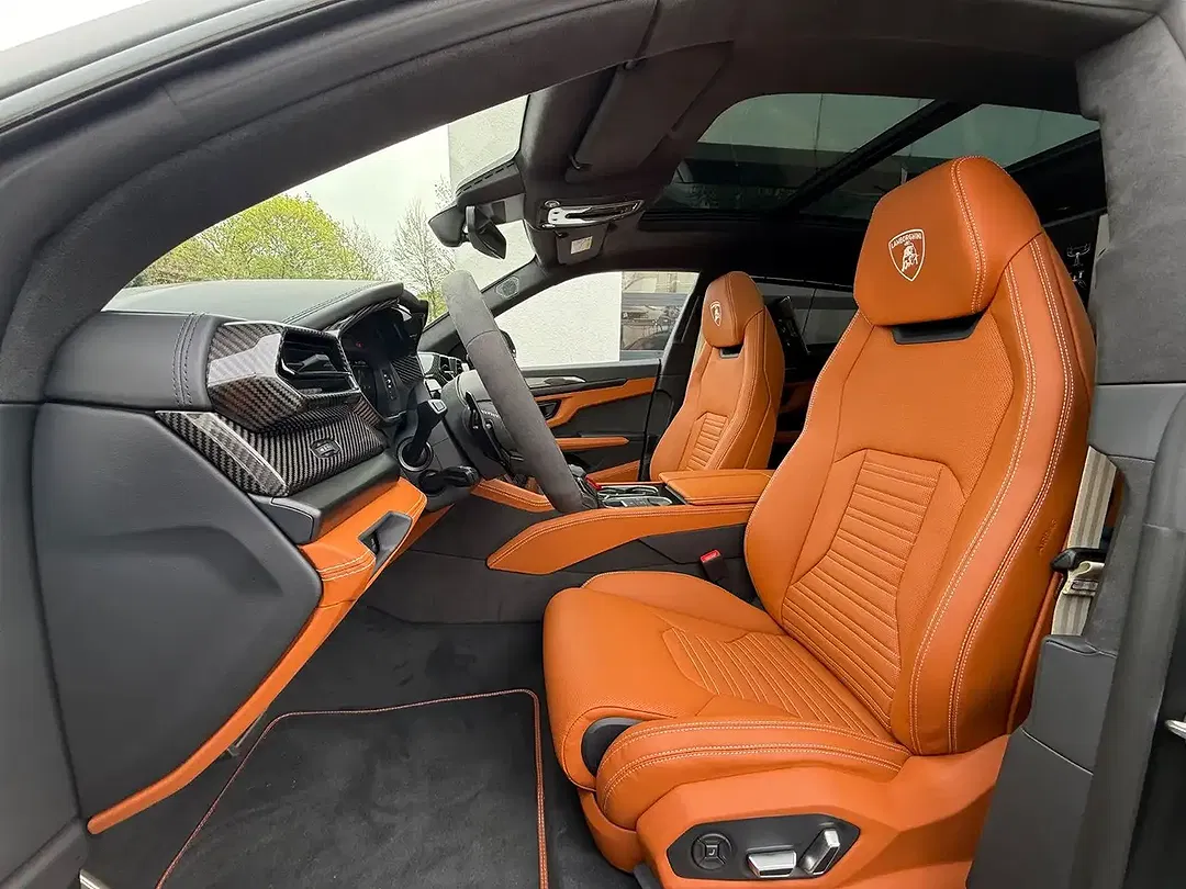 Lamborghini Urus - Thumbnail 7
