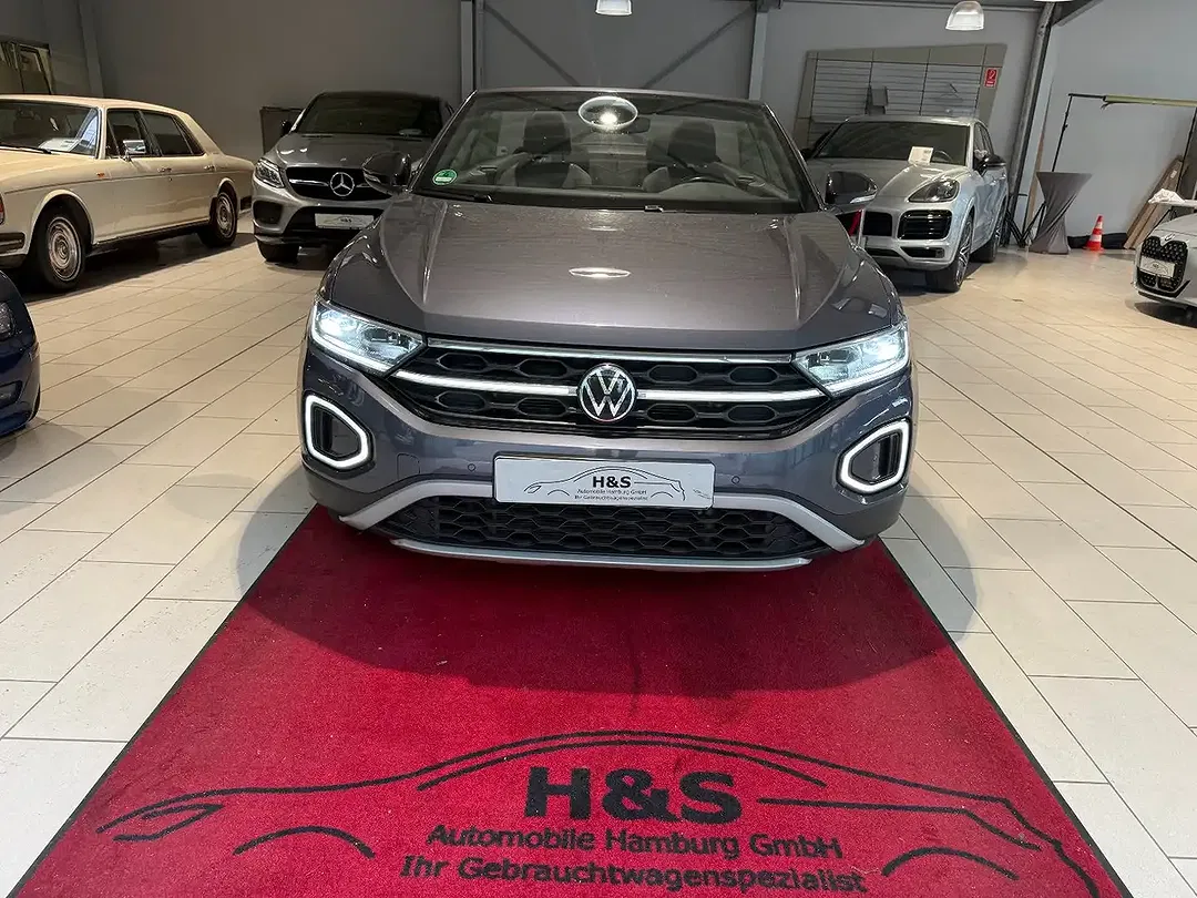 Volkswagen T-Roc - Thumbnail 6