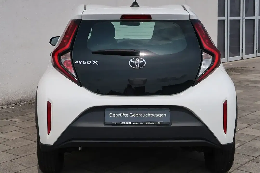 Toyota Aygo X - Thumbnail 4