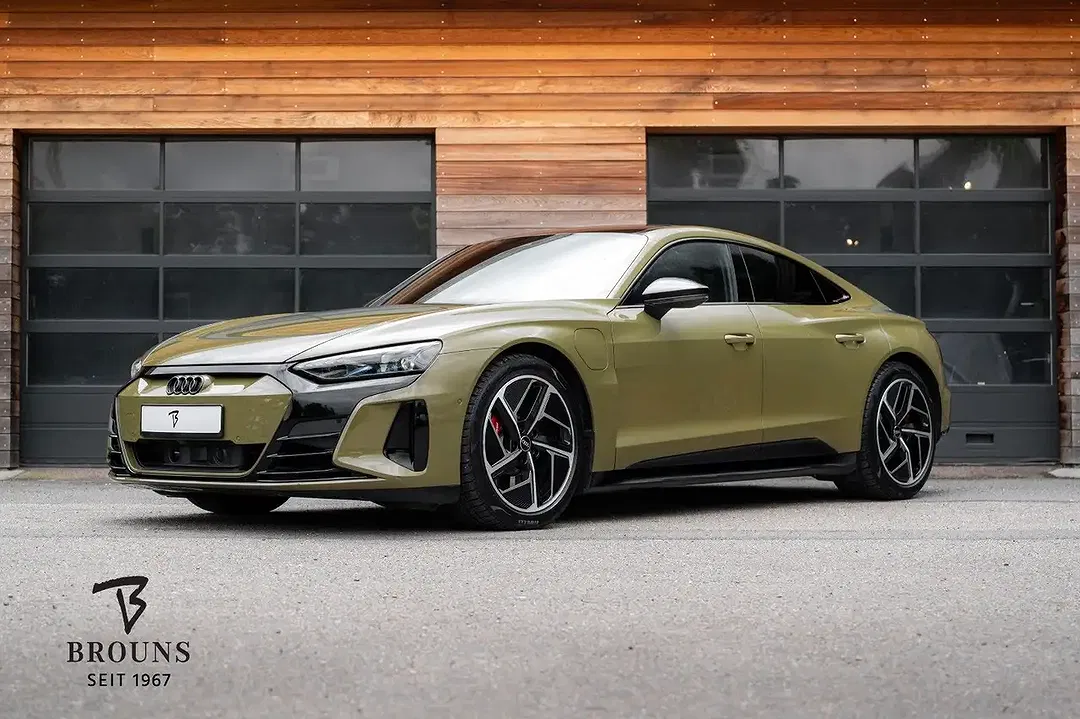 Audi e-tron GT quattro RS - foto 1