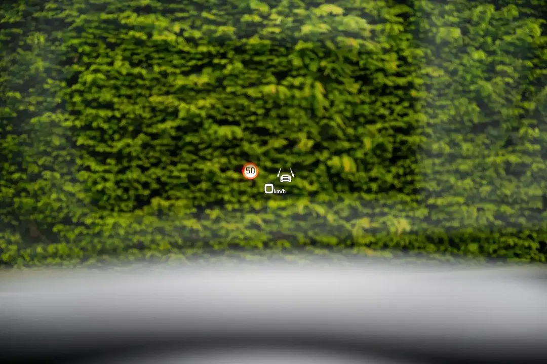 Audi e-tron GT - Thumbnail 12