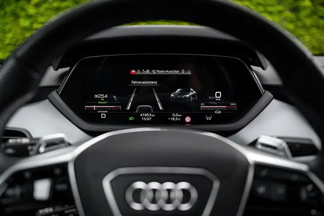 Audi e-tron GT - Thumbnail 14