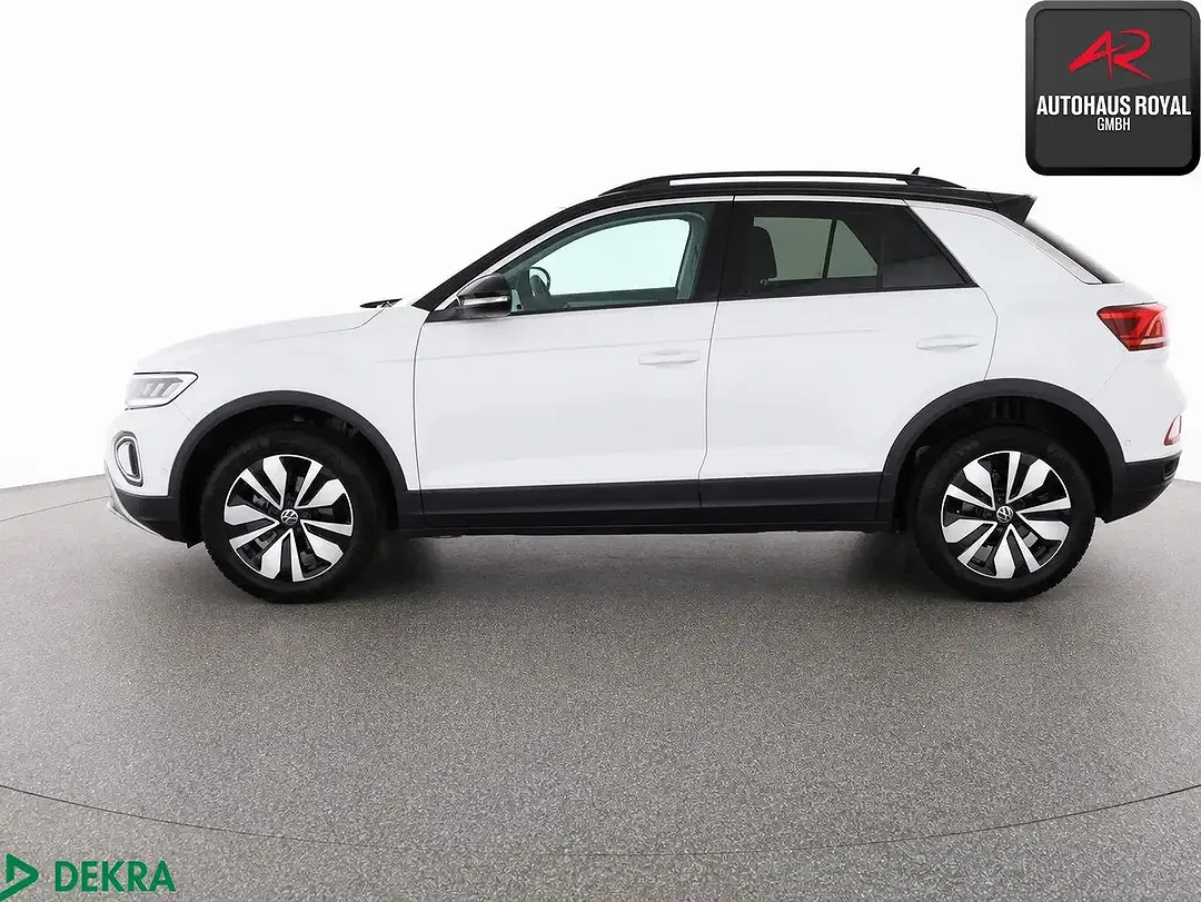 Volkswagen T-Roc - Thumbnail 2