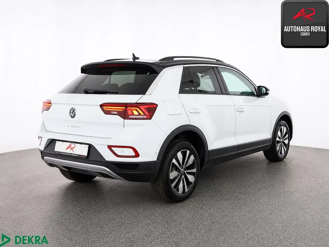 Volkswagen T-Roc - Thumbnail 5