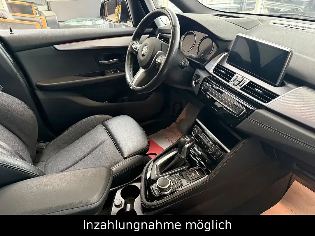 BMW 225 - Thumbnail 6