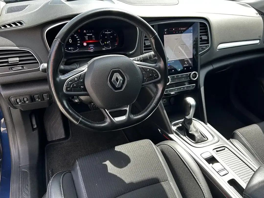 Renault Megane - Thumbnail 10
