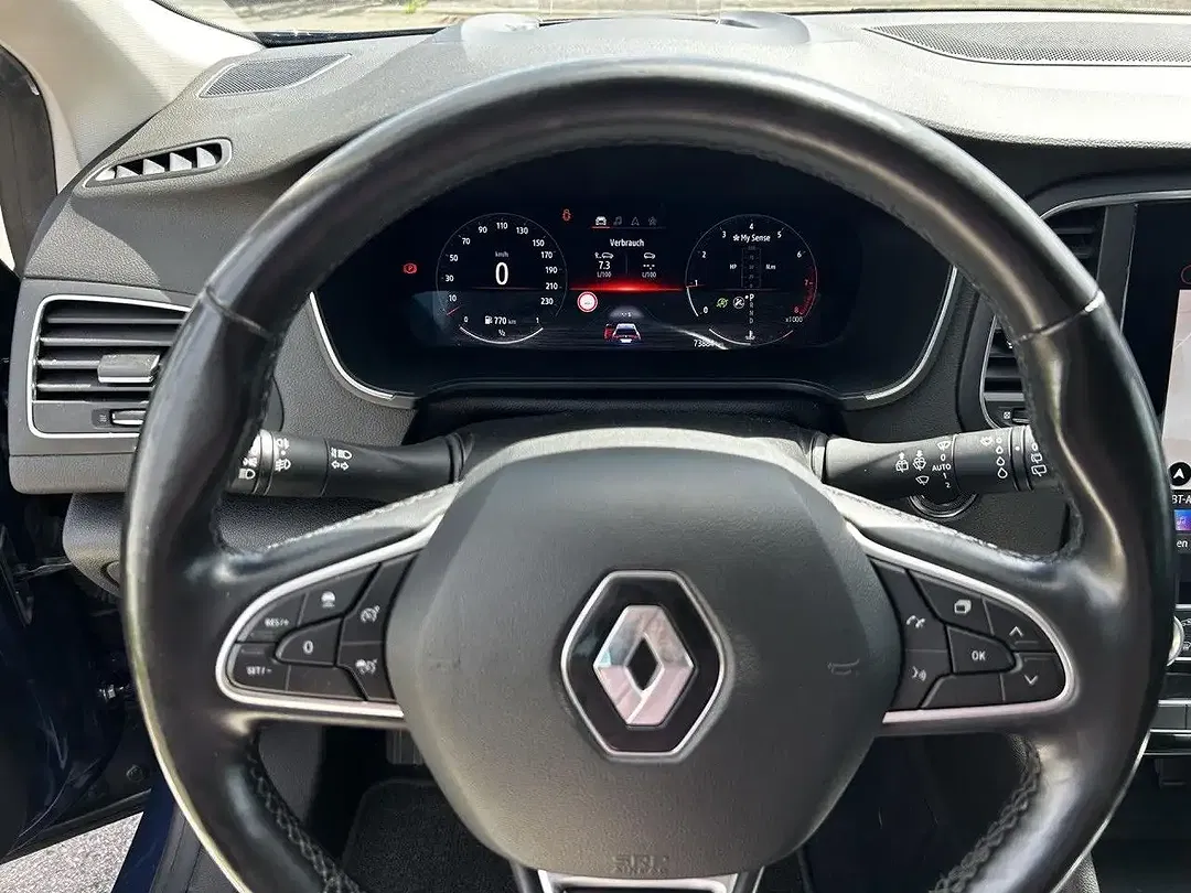 Renault Megane - Thumbnail 12