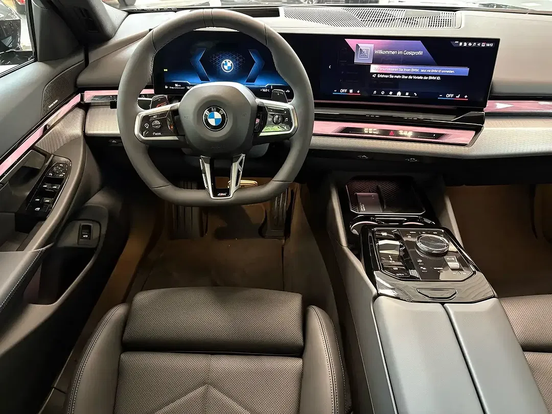 BMW 520 - Thumbnail 4