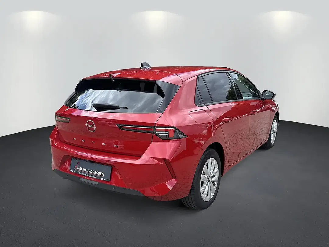 Opel Astra - Thumbnail 4