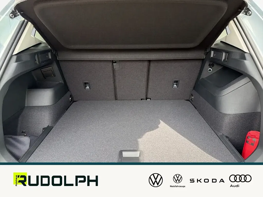 Volkswagen Tiguan - Thumbnail 10