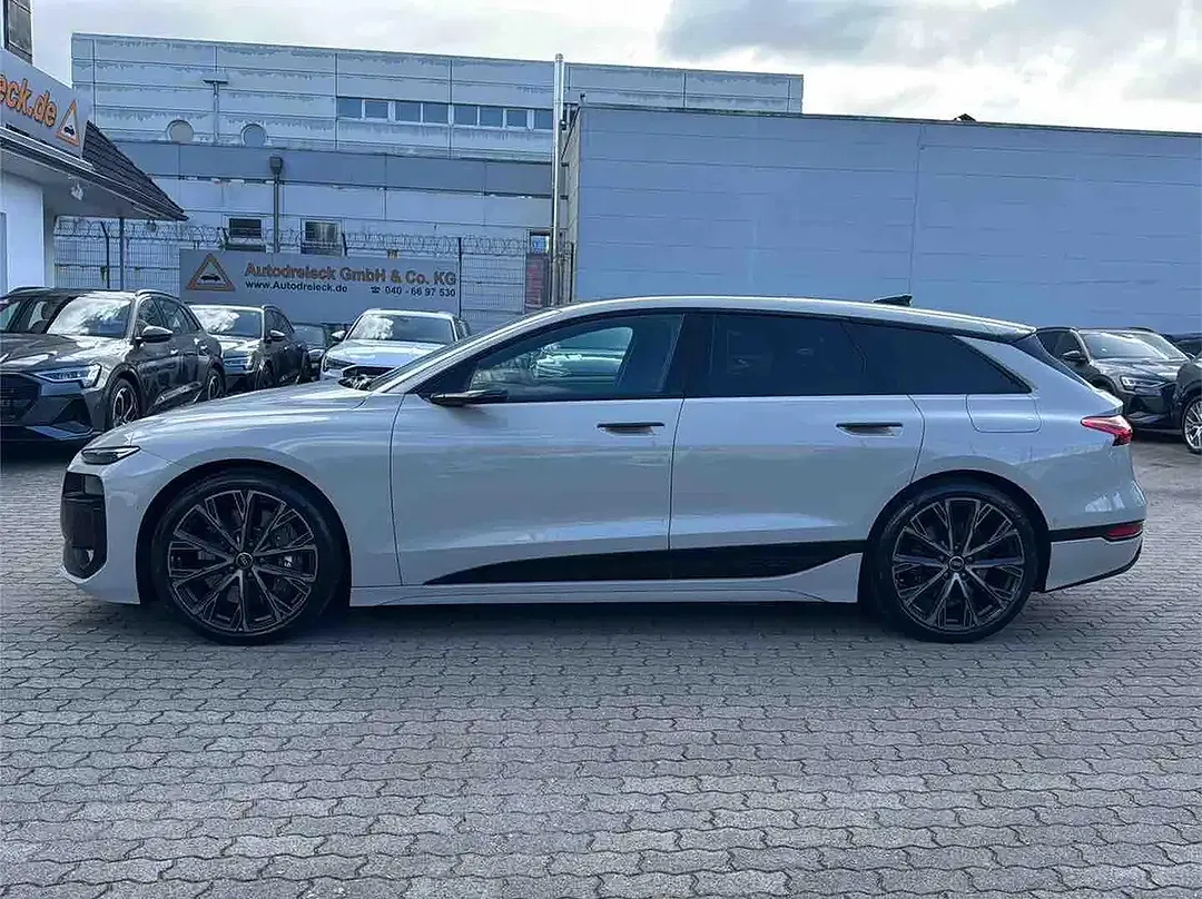 Audi S6 e-tron - Thumbnail 8