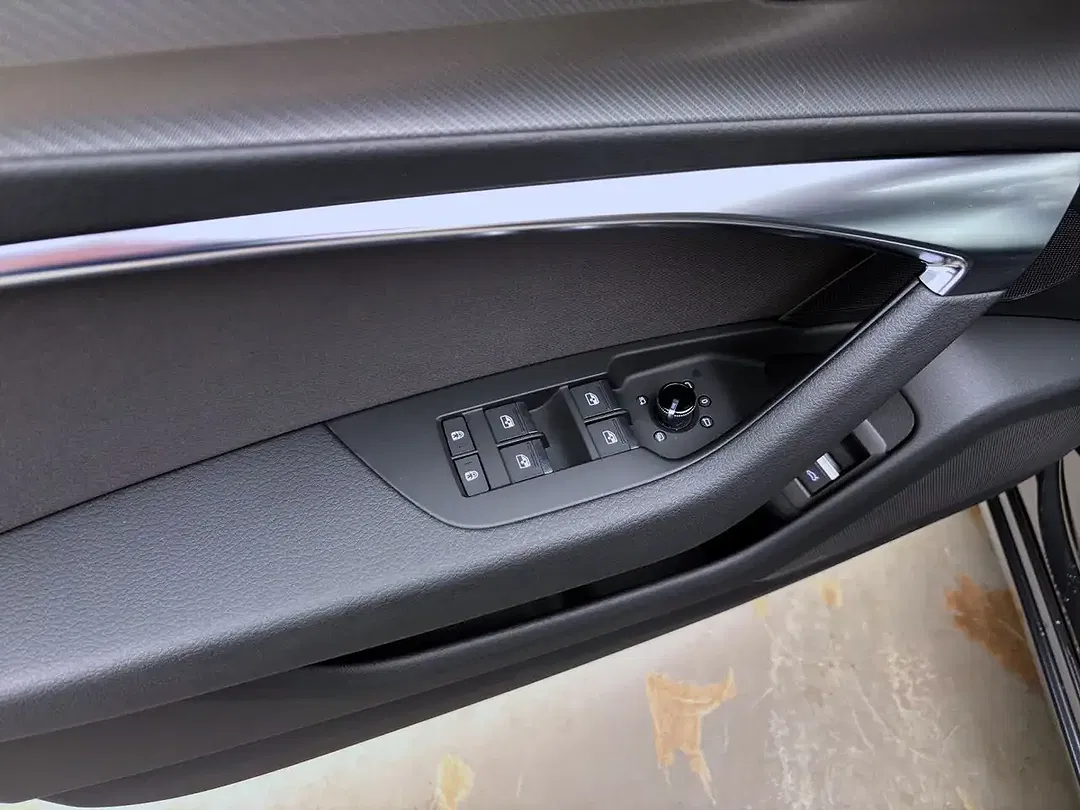 Audi A6 - Thumbnail 10
