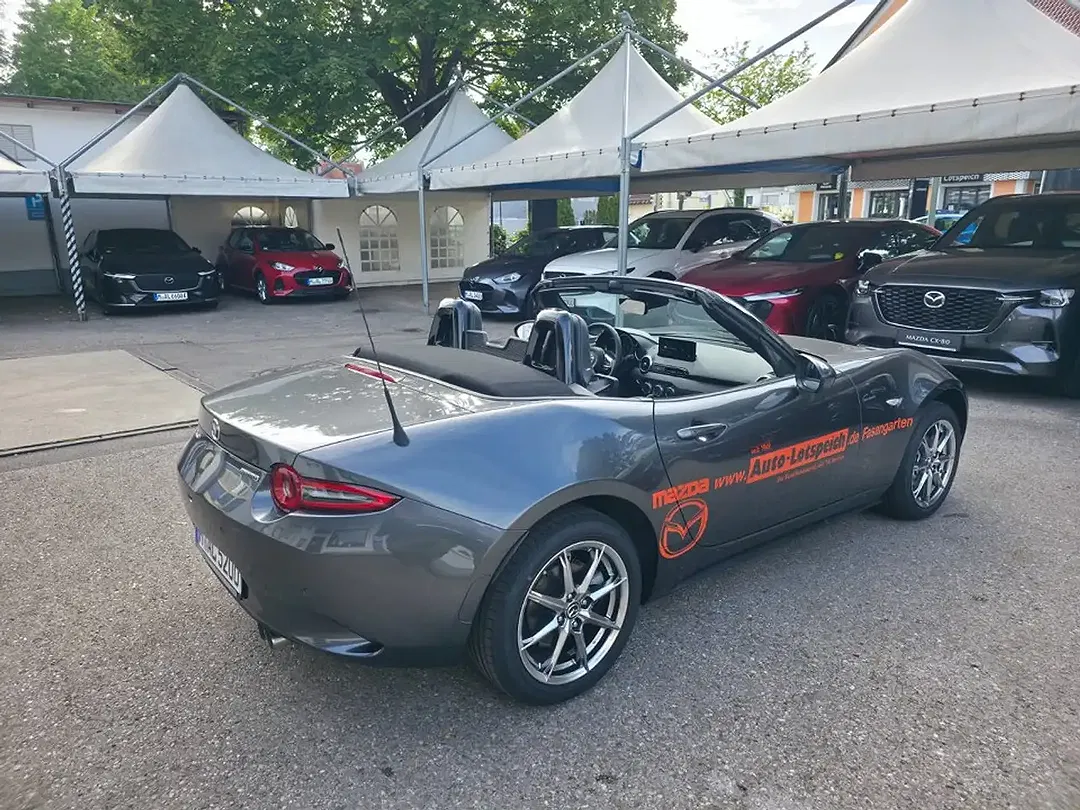 Mazda MX-5 - Thumbnail 12