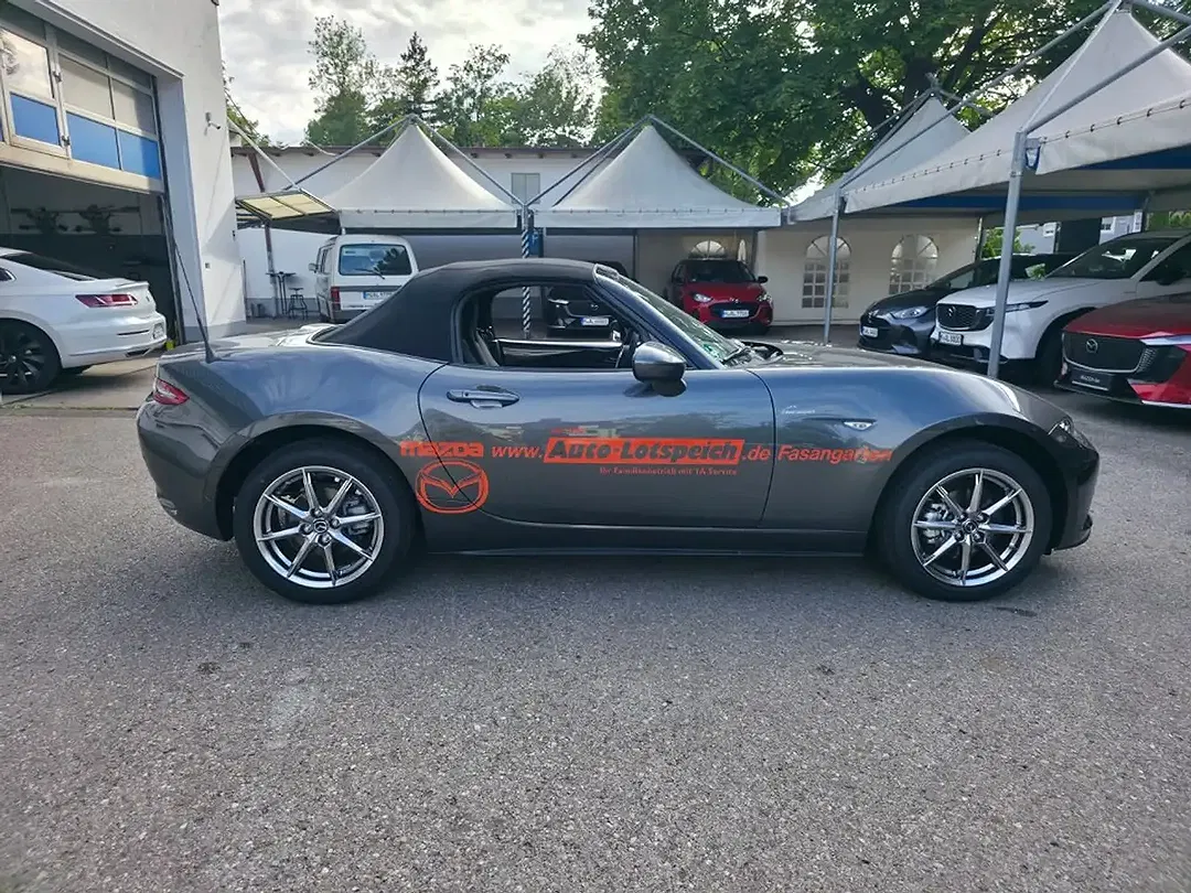 Mazda MX-5 - Thumbnail 5