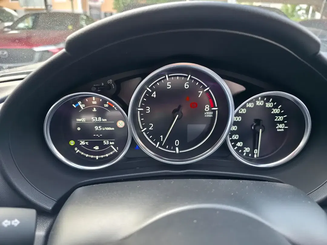 Mazda MX-5 - Thumbnail 9
