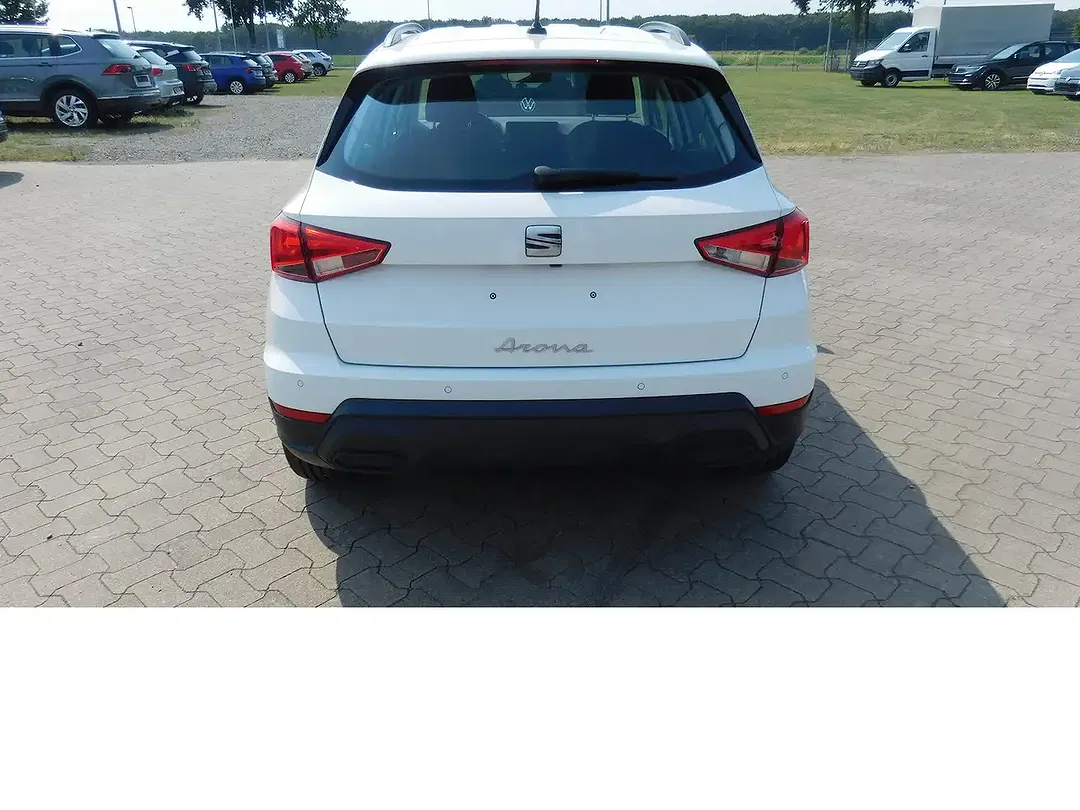 SEAT Arona - Thumbnail 4