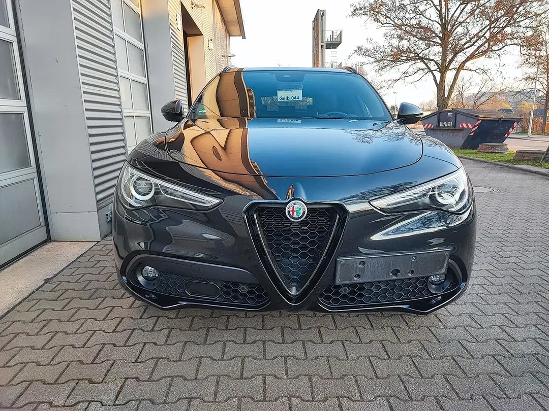 Alfa Romeo Stelvio 2.2 16V Diesel Q4 Veloce Ti - foto 2