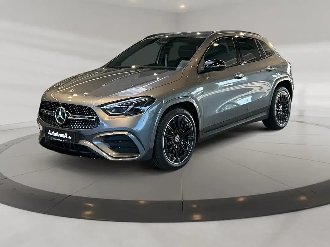 Mercedes-Benz GLA 200 - Thumbnail 1