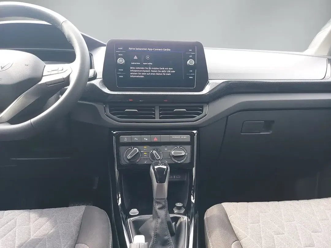 Volkswagen T-Cross - Thumbnail 8