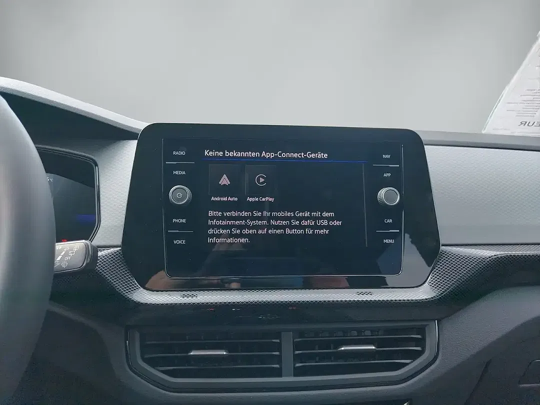 Volkswagen T-Cross - Thumbnail 9