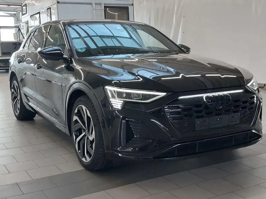 Audi Q8 e-tron - Thumbnail 5