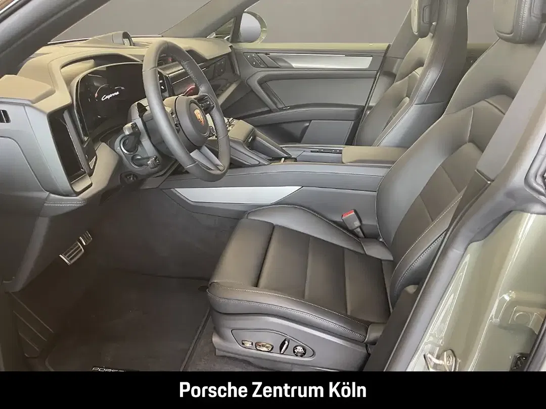 Porsche Cayenne - Thumbnail 13