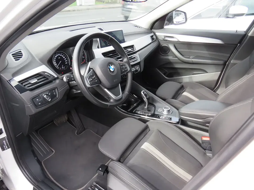 BMW X2 - Thumbnail 7