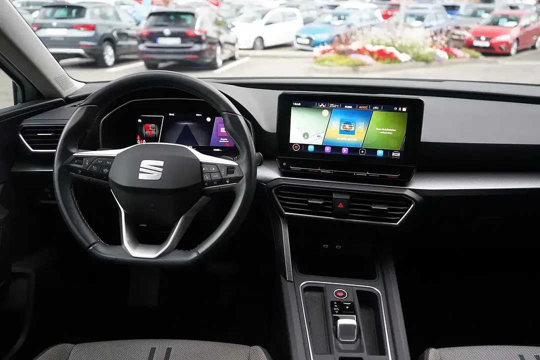SEAT Leon - Thumbnail 10