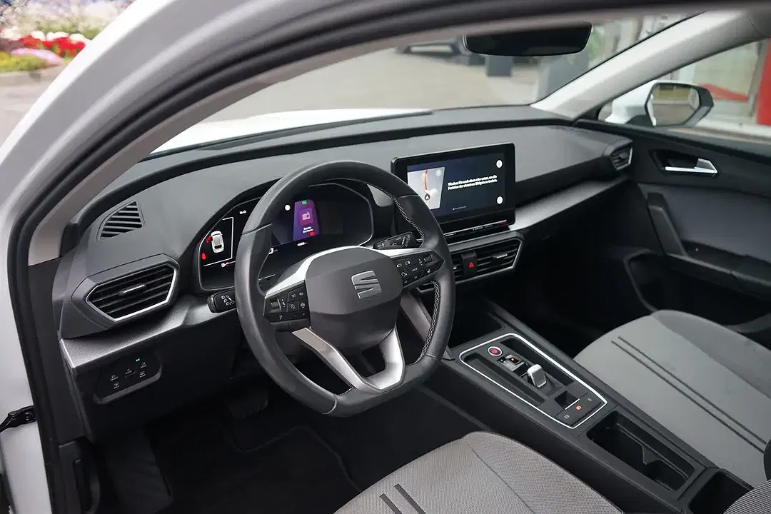 SEAT Leon - Thumbnail 8