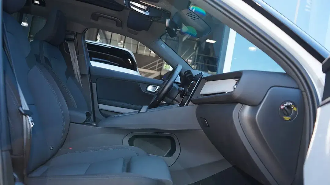 Polestar 2 - Thumbnail 7