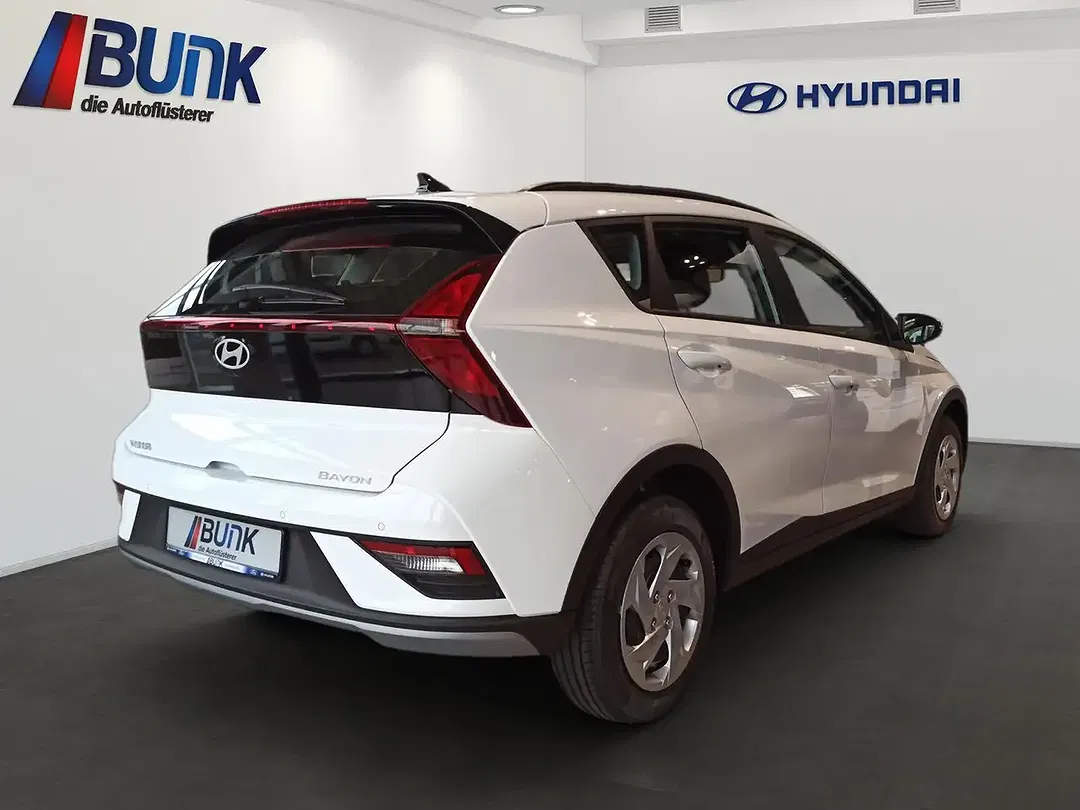 Hyundai BAYON - Thumbnail 3