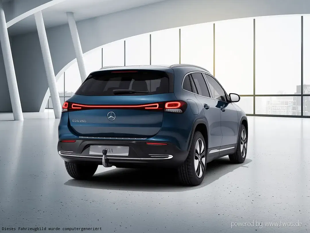 Mercedes-Benz EQA 250 - Thumbnail 10