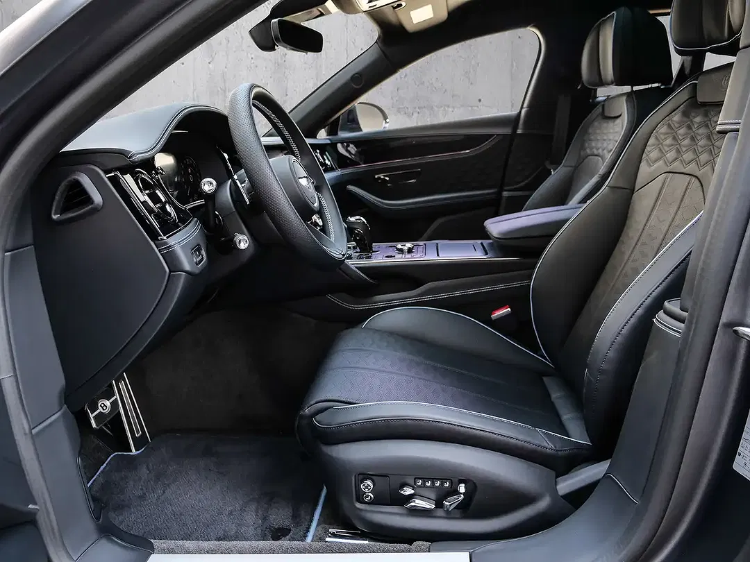 Bentley Flying Spur - Thumbnail 8