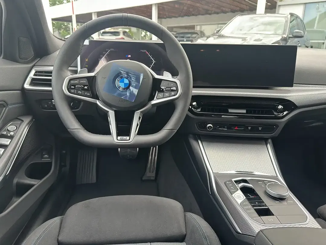 BMW 318 - Thumbnail 15