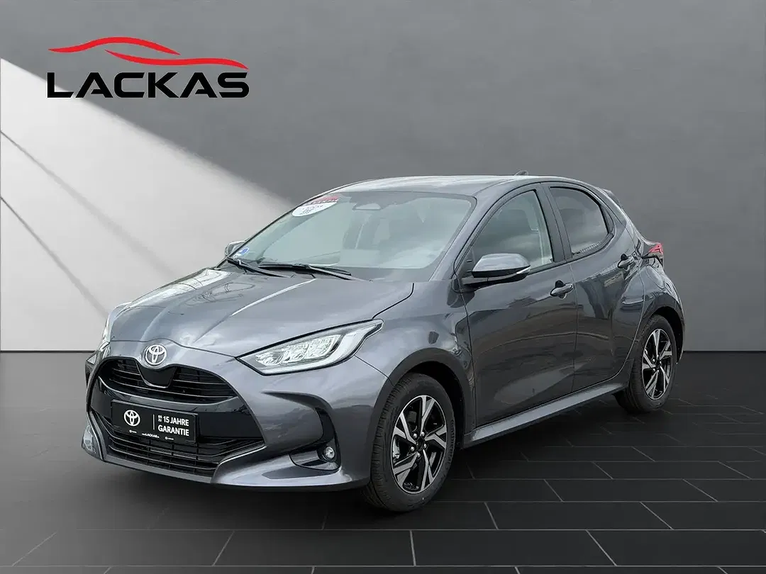 Toyota Yaris - Thumbnail 1